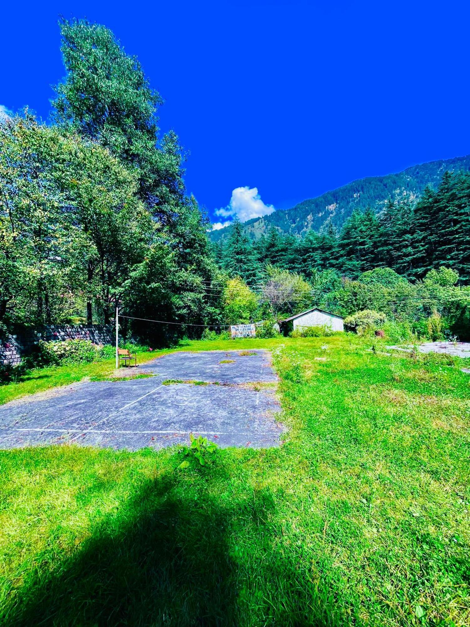Sagar Resort !! Mountain View ! Luxury Stay ! Family Resort ! Private Parking ! Near Mall Road Manāli Eksteriør bilde