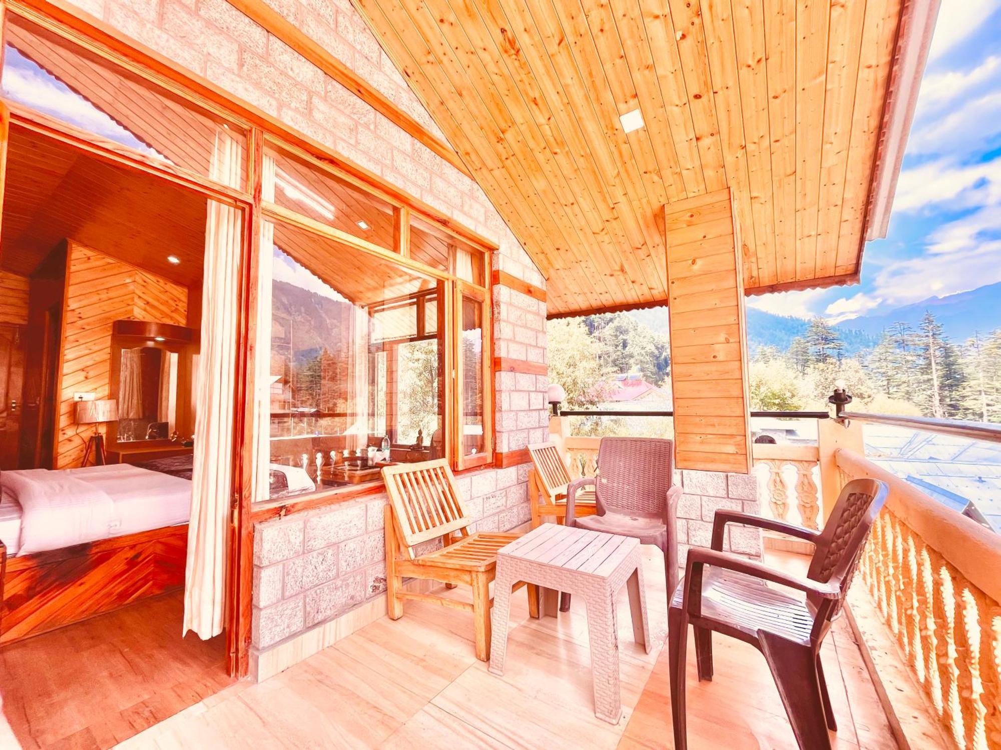 Sagar Resort !! Mountain View ! Luxury Stay ! Family Resort ! Private Parking ! Near Mall Road Manāli Eksteriør bilde