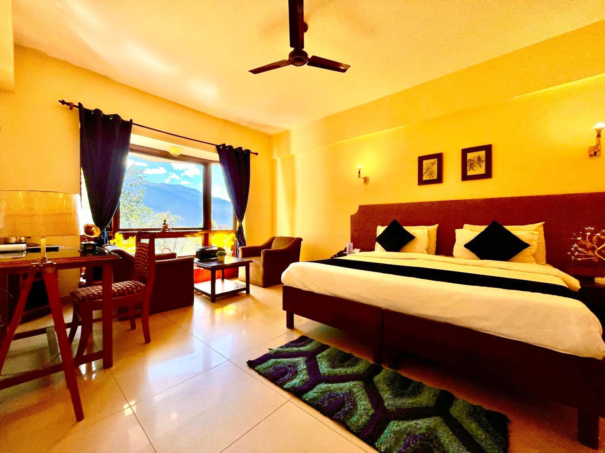 Sagar Resort !! Mountain View ! Luxury Stay ! Family Resort ! Private Parking ! Near Mall Road Manāli Eksteriør bilde