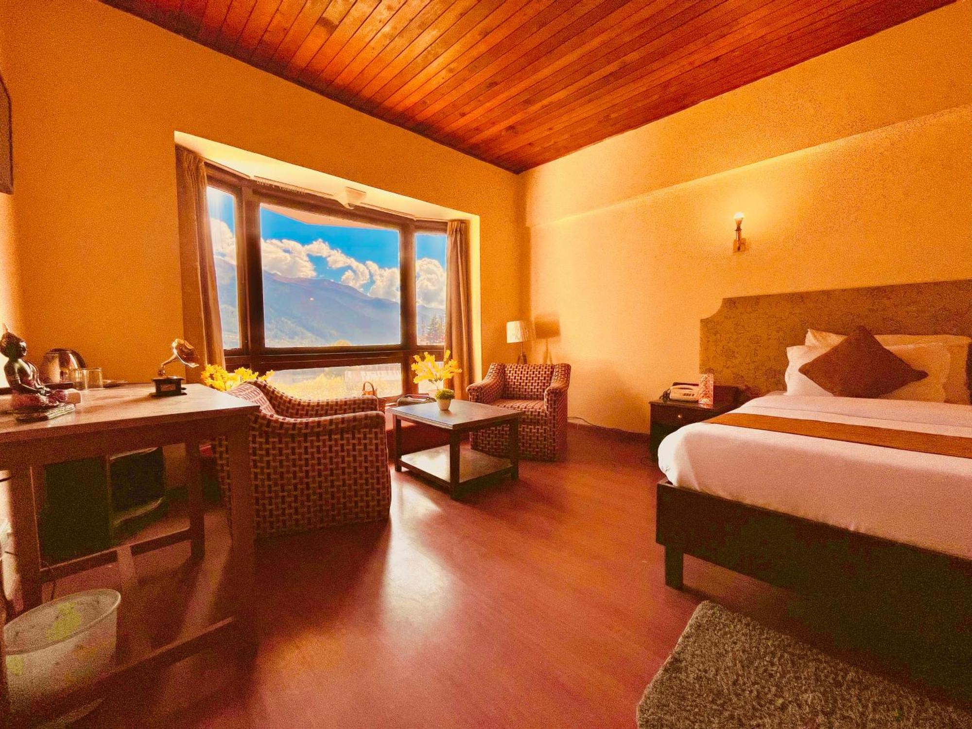 Sagar Resort !! Mountain View ! Luxury Stay ! Family Resort ! Private Parking ! Near Mall Road Manāli Eksteriør bilde