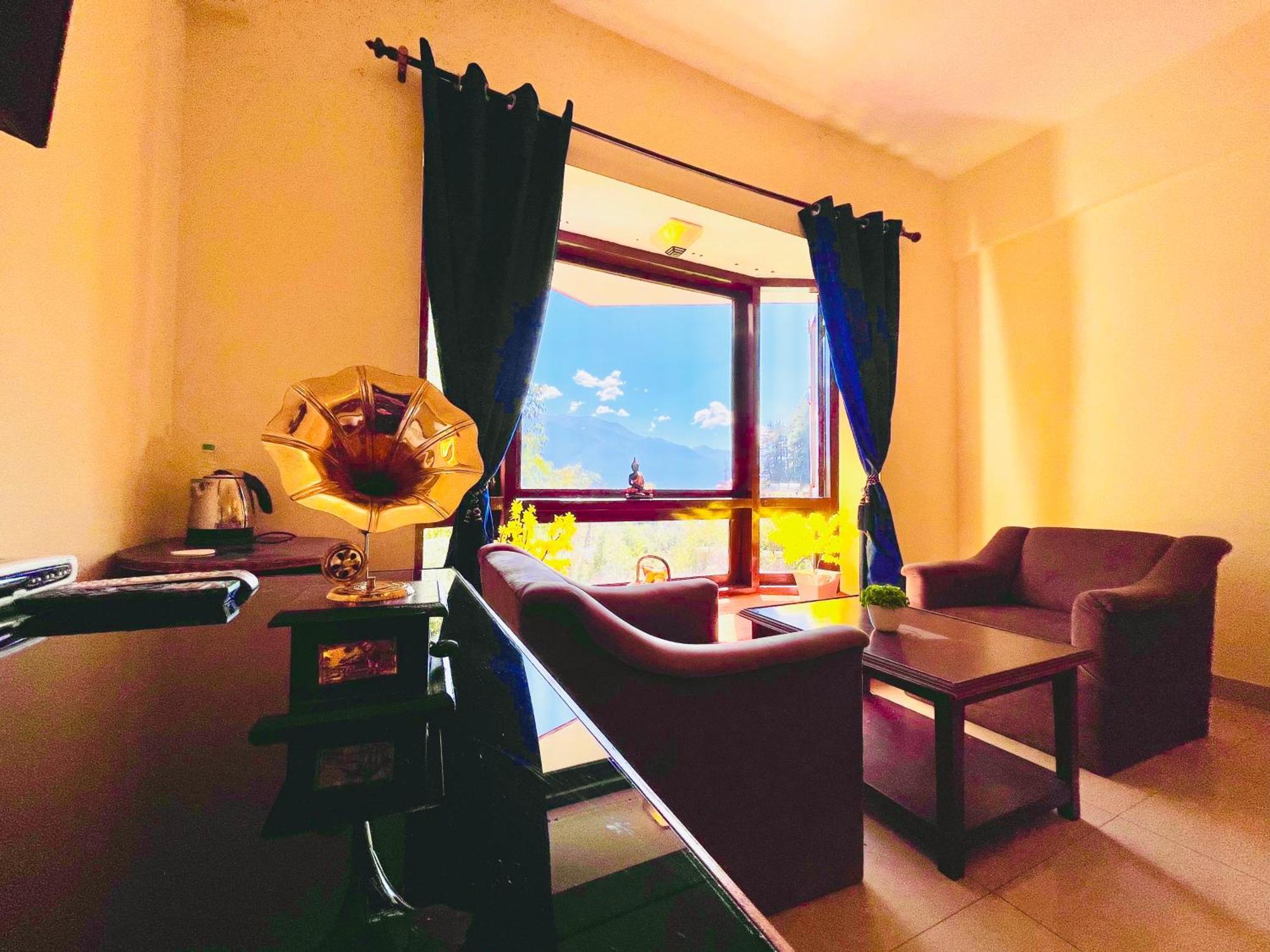 Sagar Resort !! Mountain View ! Luxury Stay ! Family Resort ! Private Parking ! Near Mall Road Manāli Eksteriør bilde