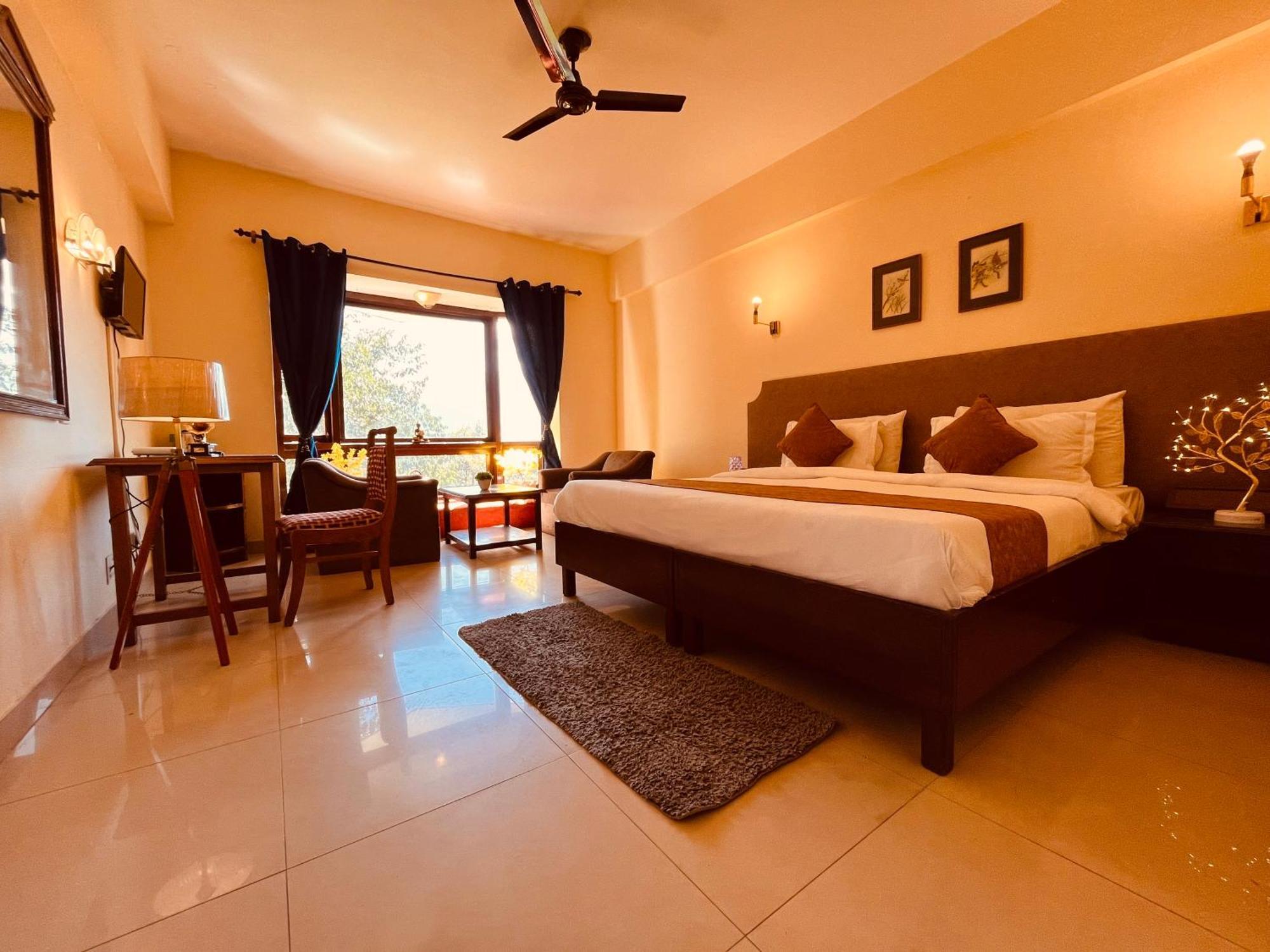 Sagar Resort !! Mountain View ! Luxury Stay ! Family Resort ! Private Parking ! Near Mall Road Manāli Eksteriør bilde