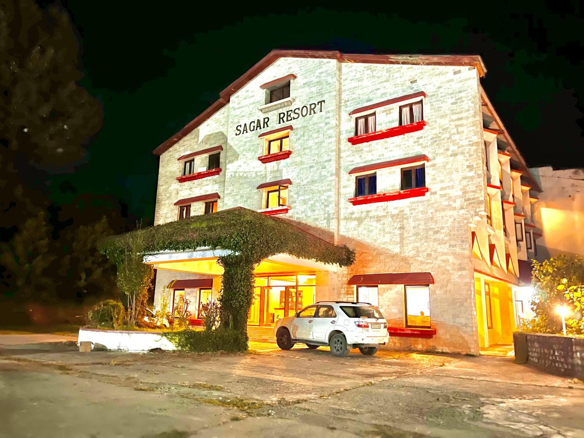 Sagar Resort !! Mountain View ! Luxury Stay ! Family Resort ! Private Parking ! Near Mall Road Manāli Eksteriør bilde