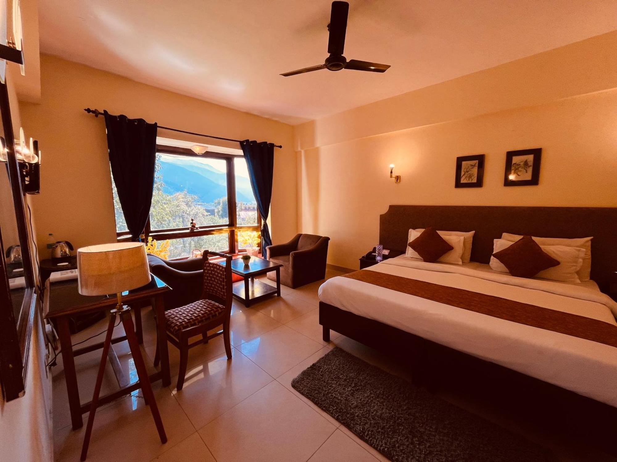 Sagar Resort !! Mountain View ! Luxury Stay ! Family Resort ! Private Parking ! Near Mall Road Manāli Eksteriør bilde